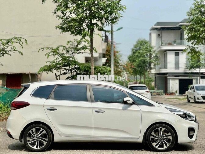 KIA Rondo GAT 2.0 2021 Trắng Tự động