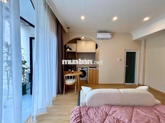 ĐI BỘ QUA UEH - ĐẠI HỌC KINH TẾ 200m - NGUYỄN TRI PHƯƠNG