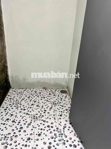 Cho thuê nhà nguyên căn : Mặt tiền đường hẻm xe 🚗 thẳng rộng , gần trư