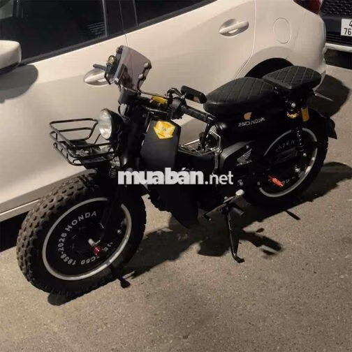 Honda Super Cub 125 Đen