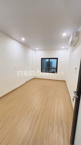 5 TẦNG, 3 NGỦ - ĐI BỘ RA PHỐ, THÔNG CÁC NGẢ ĐỐNG ĐA 