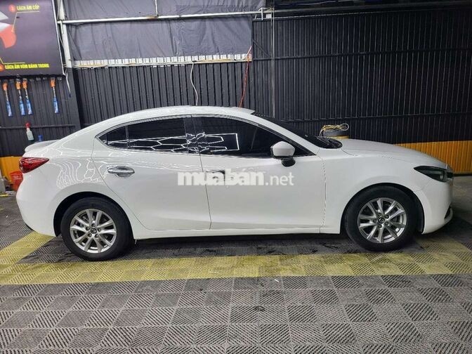 Mazda Mazda 3 1.5 Luxury 2019 Trắng