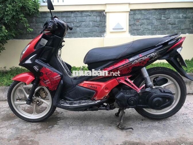 Yamaha novo 4 màu đỏ đen biển số tphcm