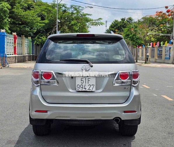Toyota Fortuner 2.5G faceflit 2012 Số sàn Bạc