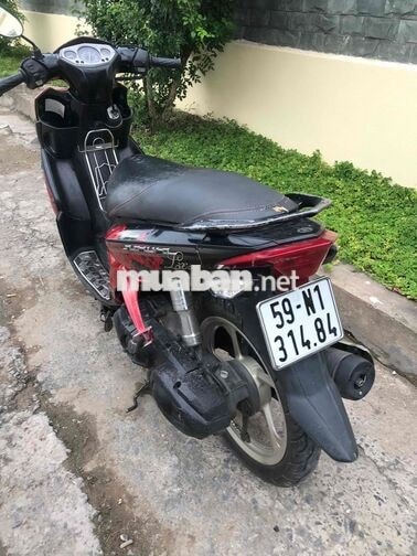 Yamaha novo 4 màu đỏ đen biển số tphcm