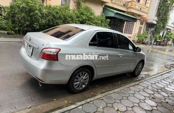 Toyota Vios E Số sàn Bạc