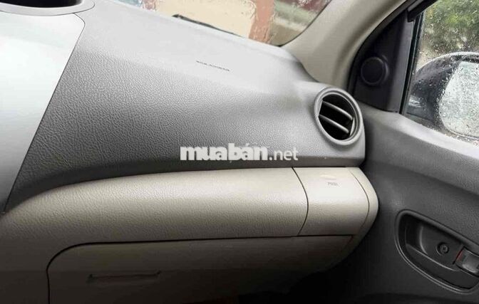 Toyota Vios E Số sàn Bạc