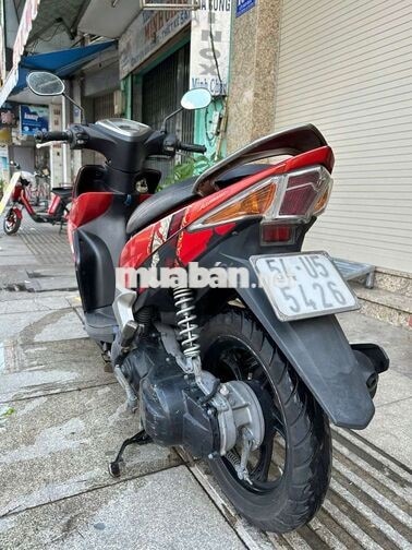 Yamaha Luvias Đỏ Việt Nam