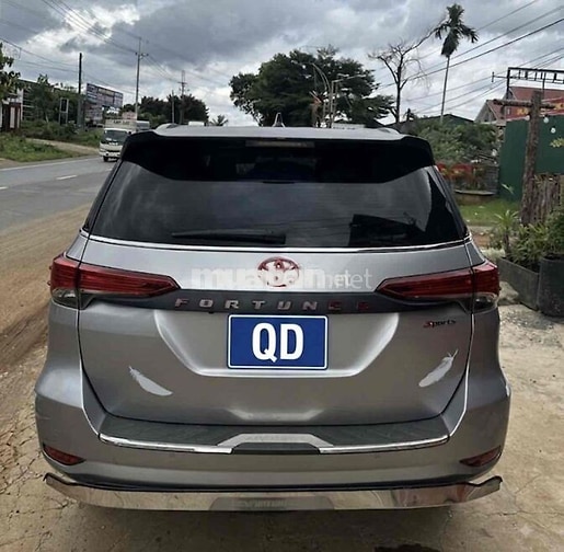 Toyota Fortuner 2021 SUV Bạc