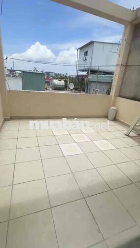 Nhà Hẻm 8M Tân Kỳ Tân Quý.DT: 4M X17m 3Lầu 5PN 4WC 3máy lạnh