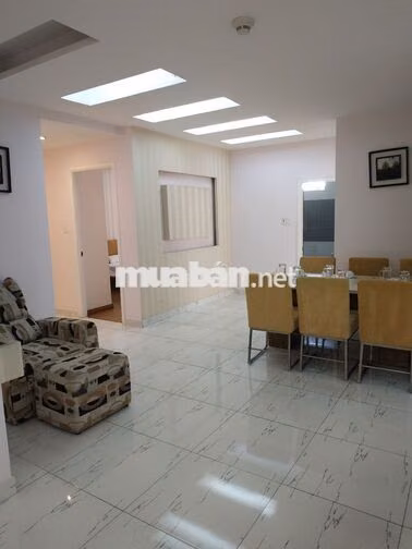 HÀNG HIẾM DT:105M2 – CHO THUÊ KHẢI HOÀN (2PN 2WC) TẦNG CAO GIÁ 14 TR