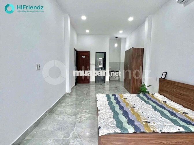 CĂN HỘ MỚI XÂY - SIÊU RỘNG - BAN CÔNG - THANG MÁY - GẦN NGÃ 4 BỐN XÃ