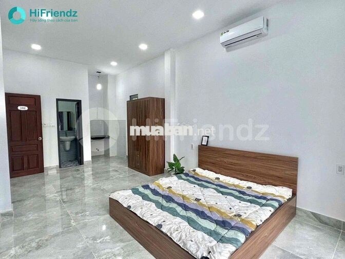 CĂN HỘ MỚI XÂY - SIÊU RỘNG - BAN CÔNG - THANG MÁY - GẦN NGÃ 4 BỐN XÃ