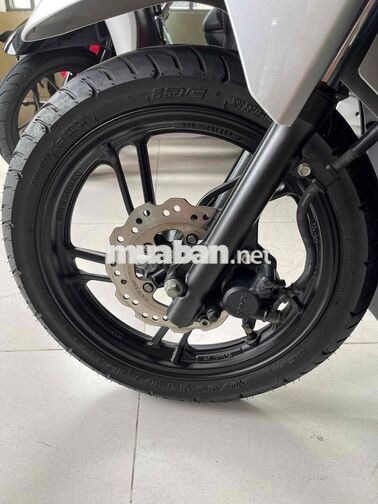 vario 150cc . bạc boscher. máy zin im . áo đẹp
