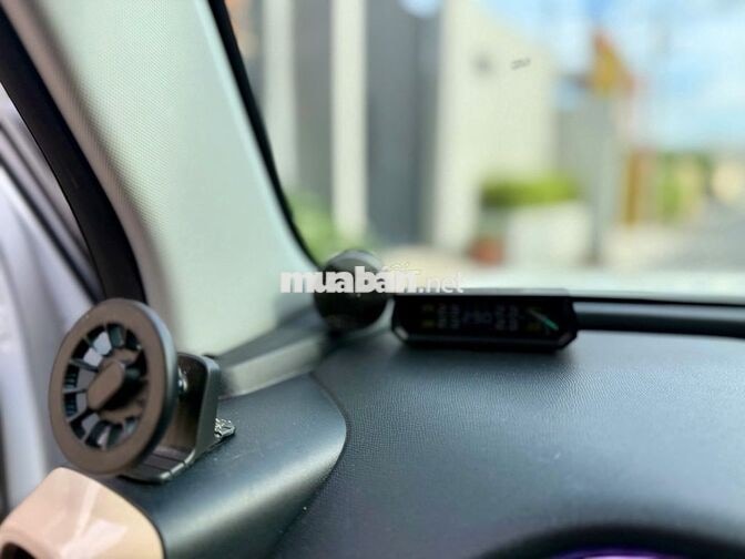 VF3 25 - MUA PIN - FREE SẠC KGH