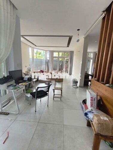BIỆT THỰ SÂN VƯỜN 15X30 - LINH TÂY, THỦ ĐỨC - GẦN CHỢ THỦ ĐỨC