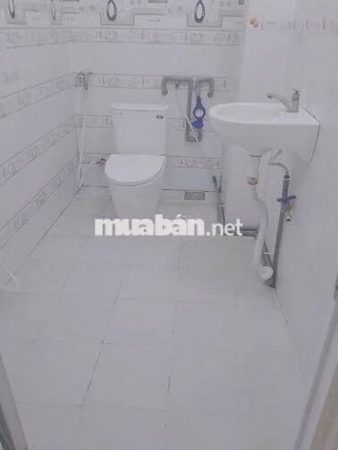 Phòng trọ yên tĩnh 78m2 sẵn máy lạnh