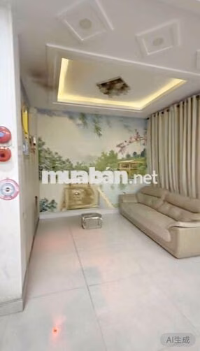 Nguyên lầu 2phòng, bếp, thang máy, sân riêng