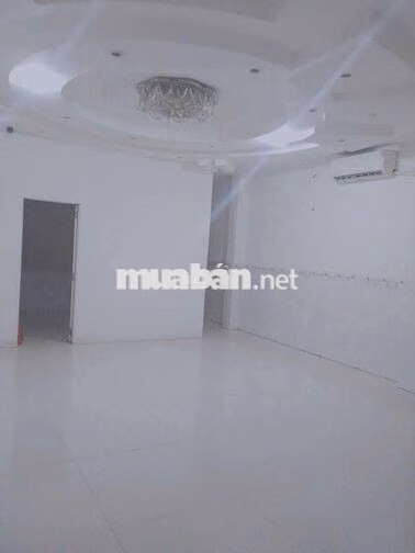 Phòng trọ yên tĩnh 78m2 sẵn máy lạnh