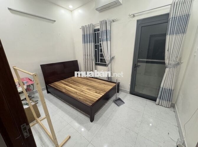 Cho thuê phòng trong nhà nguyên căn Tám danh quận 8