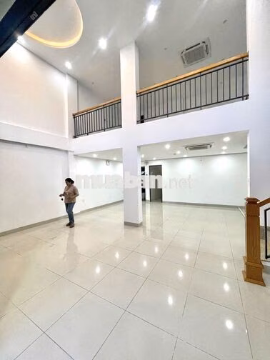 CHO THUÊ MẶT BẰNG KINH DOANH NGANG 8M KHU BÀN CỜ PHƯỚC LONG