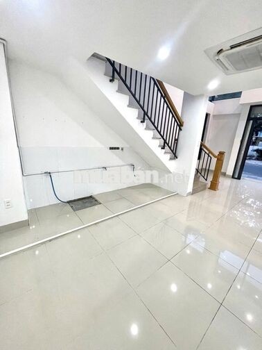 CHO THUÊ MẶT BẰNG KINH DOANH NGANG 8M KHU BÀN CỜ PHƯỚC LONG
