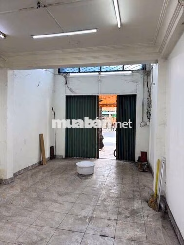 Cho thuê nhà Mặt tiền Nguyễn Chí Thanh, P12,Q5- 5x26- 3 tấm- 7 phòng