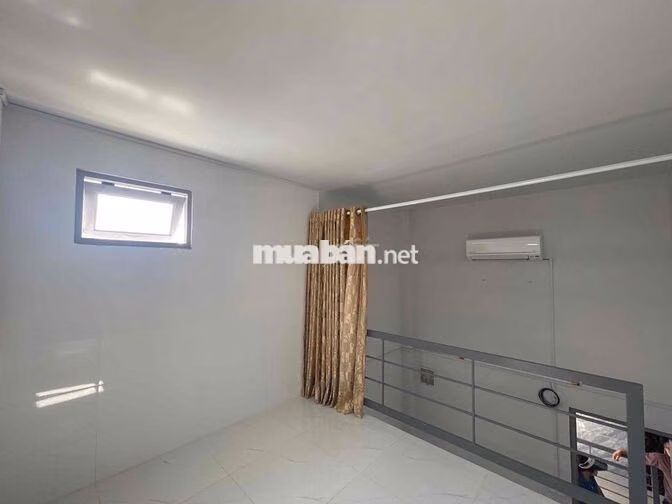 Gác Cao 2M - Mới Xây Ngay Cổng Văn Lang