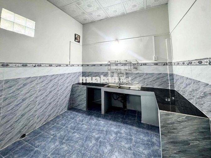 CHO THUÊ NHÀ KP5 NGAy CHỢ PHÚ THỌ SÂN XE HƠI
