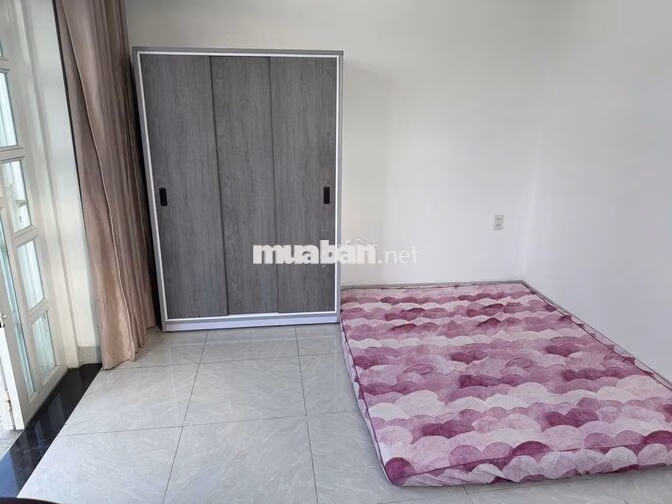 Phòng LQĐịnh, gần ĐH Công Nghiệp, full nội thất,có ban công lớn,thoáng