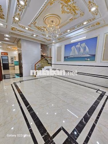 nhà mới đẹp măt tiền có thanh máy phù hợp kd, spa,p khám, cty 7pn 8wc 