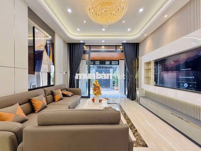 CHO THUÊ NHÀ NGUYÊN CĂN FULL NỘI THẤT 5PN 4WC PHƯỜNG 13 GÒ VẤP
