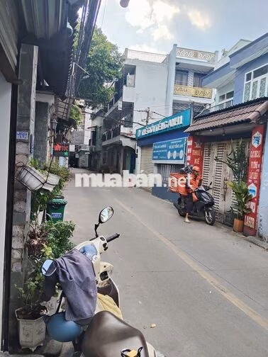 CHO THUÊ NHÀ NGUYÊN CĂN MẶT TIỀN ĐƯỜNG TÂN THỚI NHẤT 11 - QUẬN 12