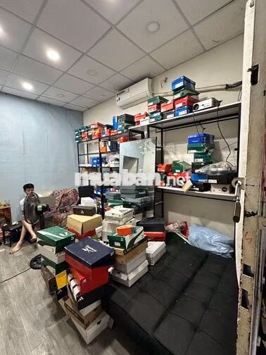 Sắp trả mặt bằng cần kiếm người thuê lại giúp chủ nhà