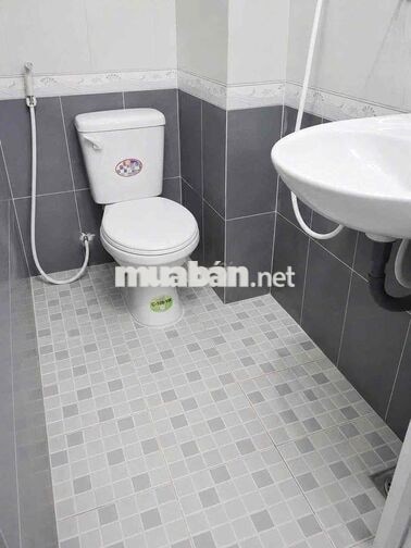 Phòng 22m2. Máy Lạnh-Của Sổ. 2 Phan Thúc Duyện - Ngay CV Hoàng Văn Thu