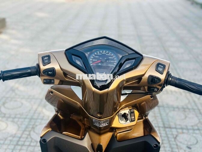 CLICKi 125 THÁI 2013 ODO THẤP XE ĐẸP BS PHONG THUY