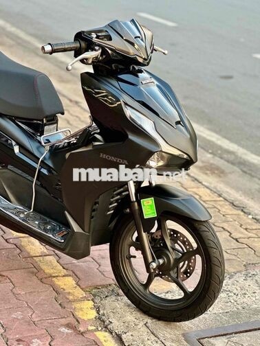 Honda Airblade 125 2023 Đen 4 val - 9 chủ