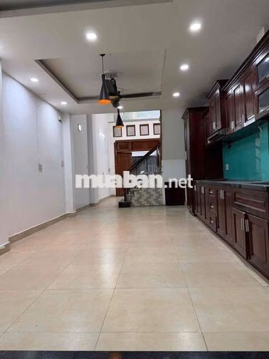 nhà thuê đường đẹp, nguyễn đức thuận tân bình