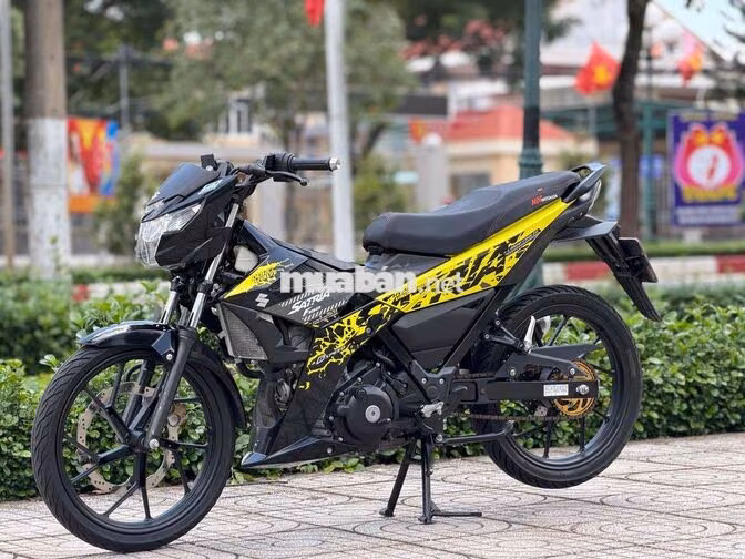 Suzuki Satria F150 Đen Vàng Indonesia Côn tay