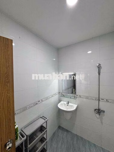 PHÒNG VẠN PHÚC 30m²| 2–3 người| 7TR/THÁNG