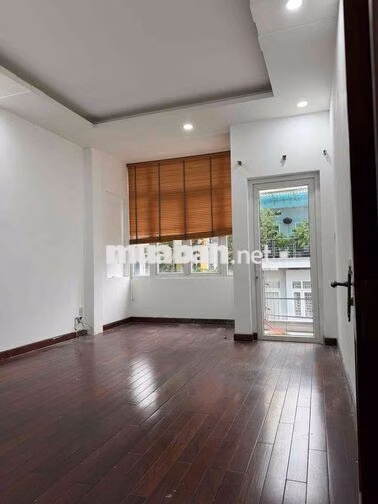 nhà thuê đường đẹp, nguyễn đức thuận tân bình