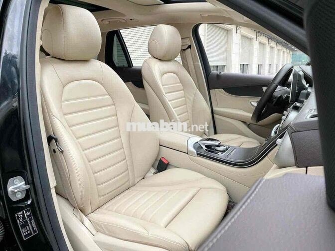Mercedes-Benz GLC300 2017 Đen 150.000 km