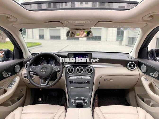 Mercedes-Benz GLC300 2017 Đen 150.000 km