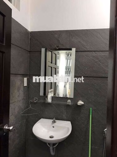 Cho thuê CHDV- Có ban công- Đường Lê Trung Nghĩa- 25m2- Gần sân bay T3
