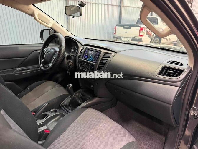 Mitsubishi Triton 2020 Số sàn