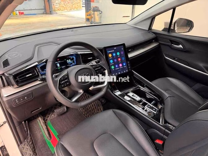 Hyundai Custin 2025 AT