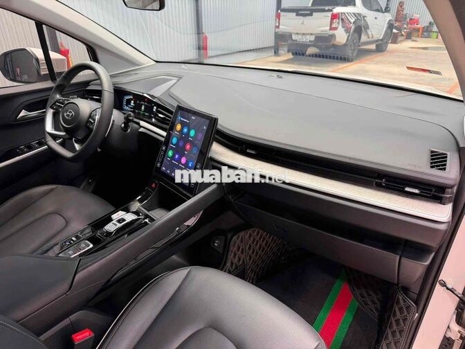 Hyundai Custin 2025 AT