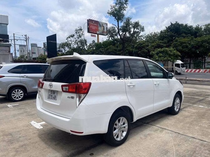 Toyota Innova 2.0E MT 2020 Trắng 139.000km