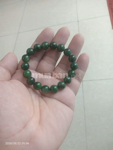 Thanh lý vòng đá ngọc bích tự nhiên 8 ly Nephrit