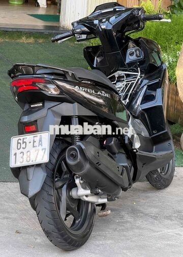 Honda Airblade 160 ABS 2024 Đen bóng Tự động
